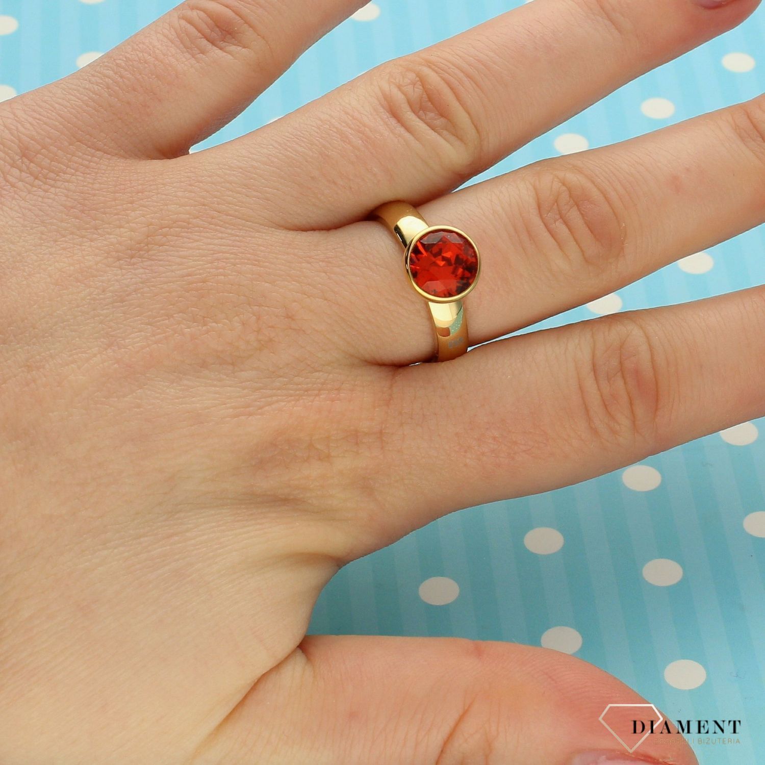 Pierścionek z pomarańczowym oczkiem Melano M01SR5012 p (2).jpg